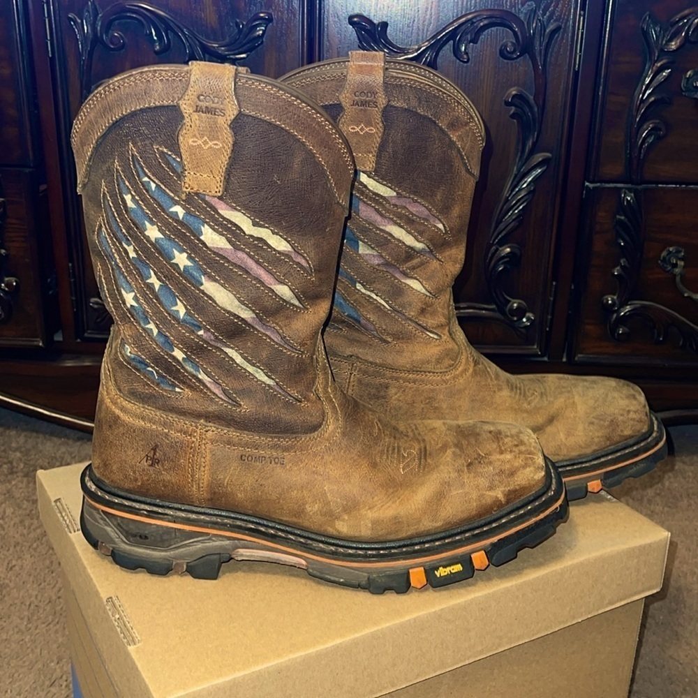 CODY JAMES MEN'S SIZE‎ 14D FLAG WESTERN WORK BOOTS DISTRESSED NANO COMPOSITE TOE